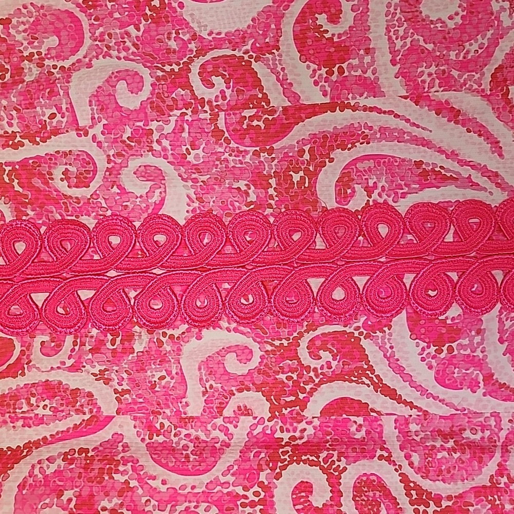 Lilly Pulitzer, Ryder Shift Mini Sleeveless, V-neck Dress in Pink Pout. - Picture 2 of 6